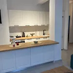 Bar The Minimal